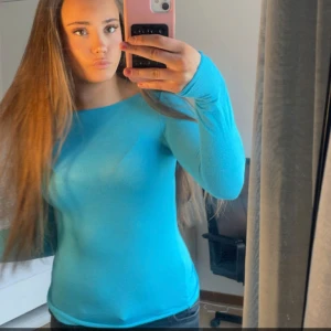 Turkos intimisimi - Fin turkos intimissimi tröja, knappt använd 