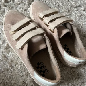 Sneakers - Sjukt snygga skor som är oanvända