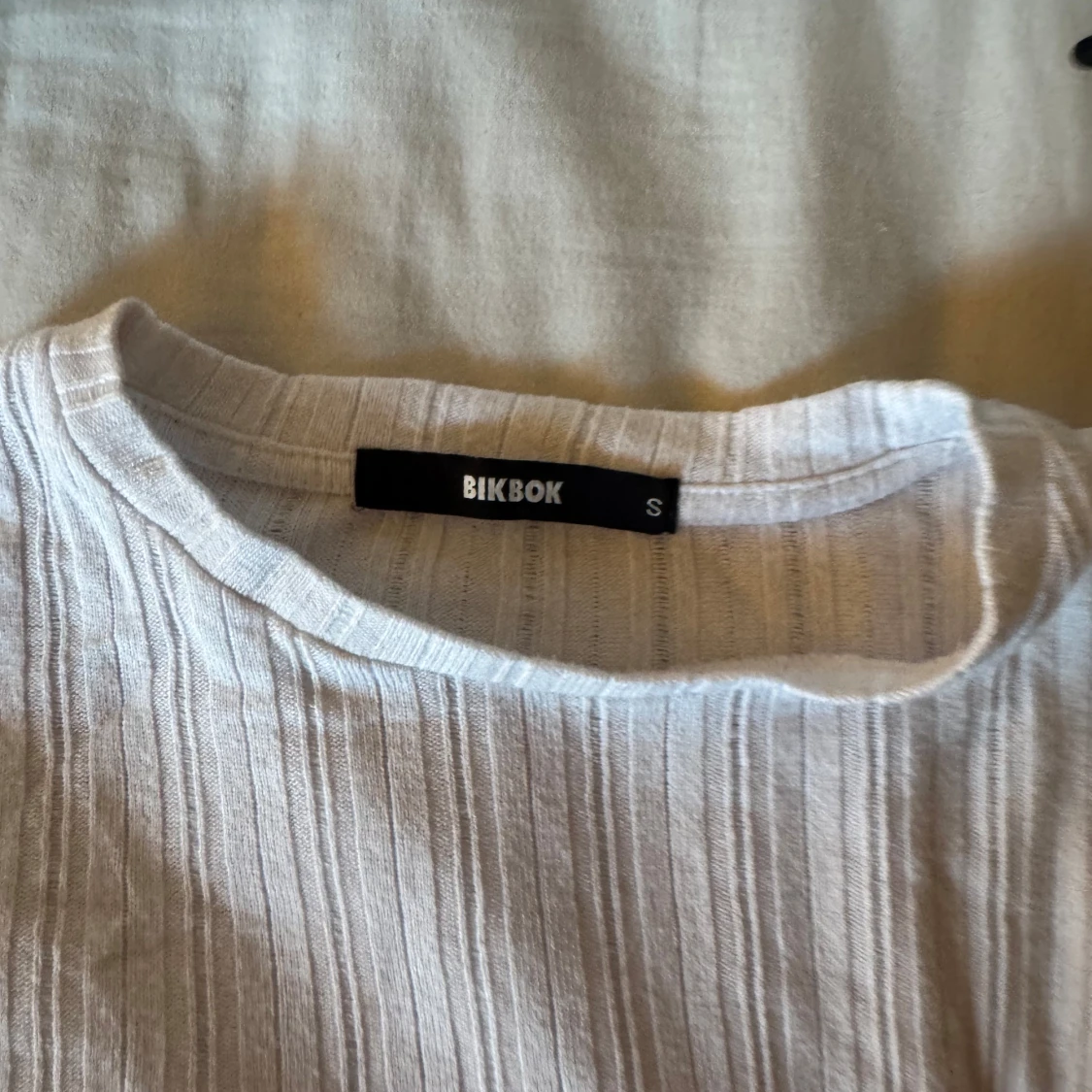 Vit ribbad långärmad tröja Bik Bok - 2