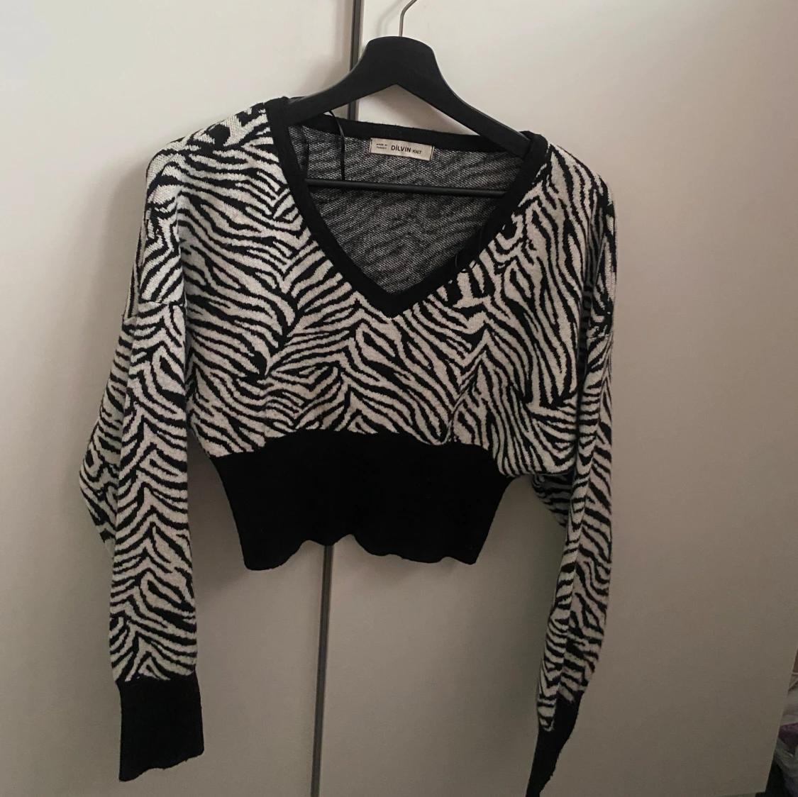 Zebramönstrad croppad tröja från Balmain