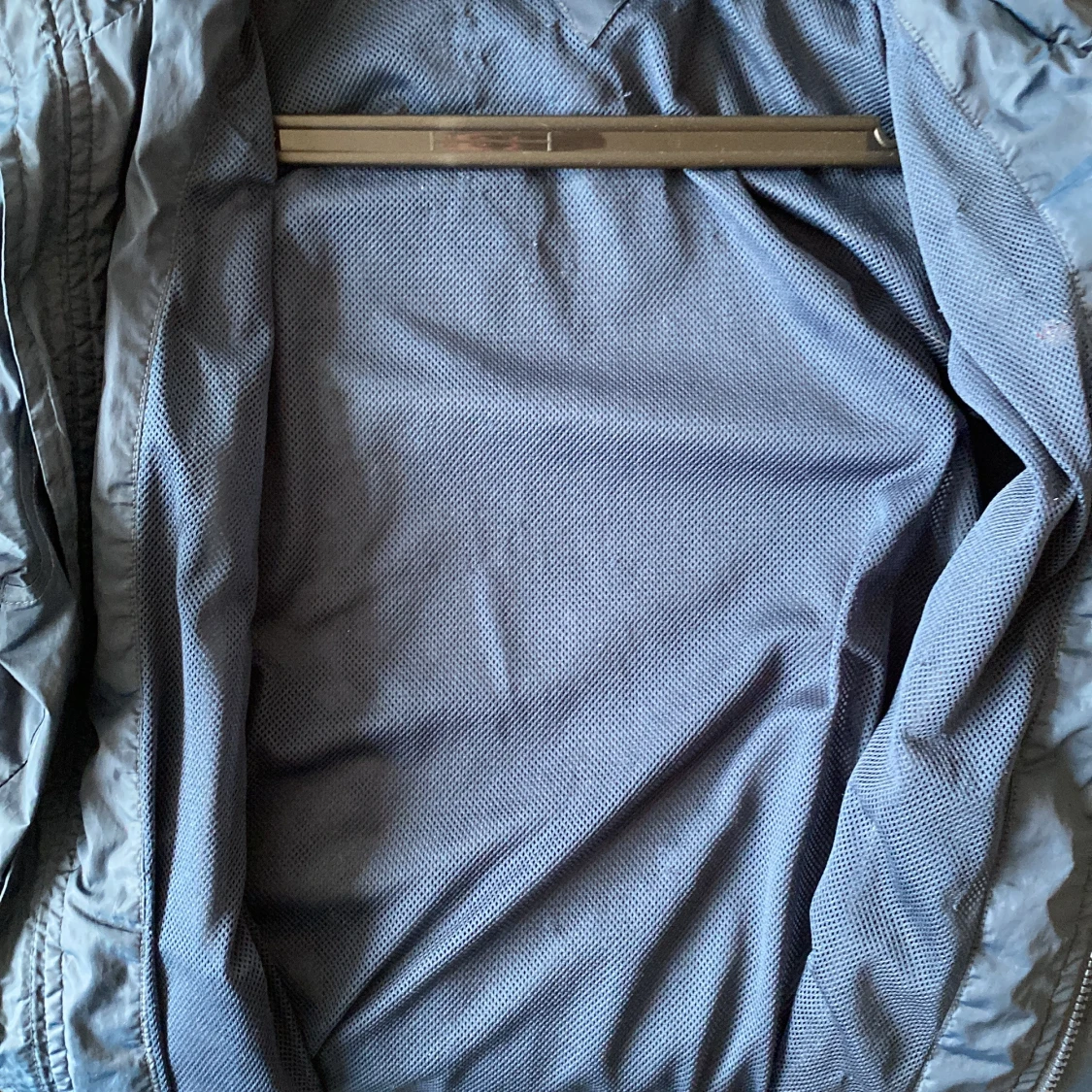 Blå vindjacka från Tommy Hilfiger - 4