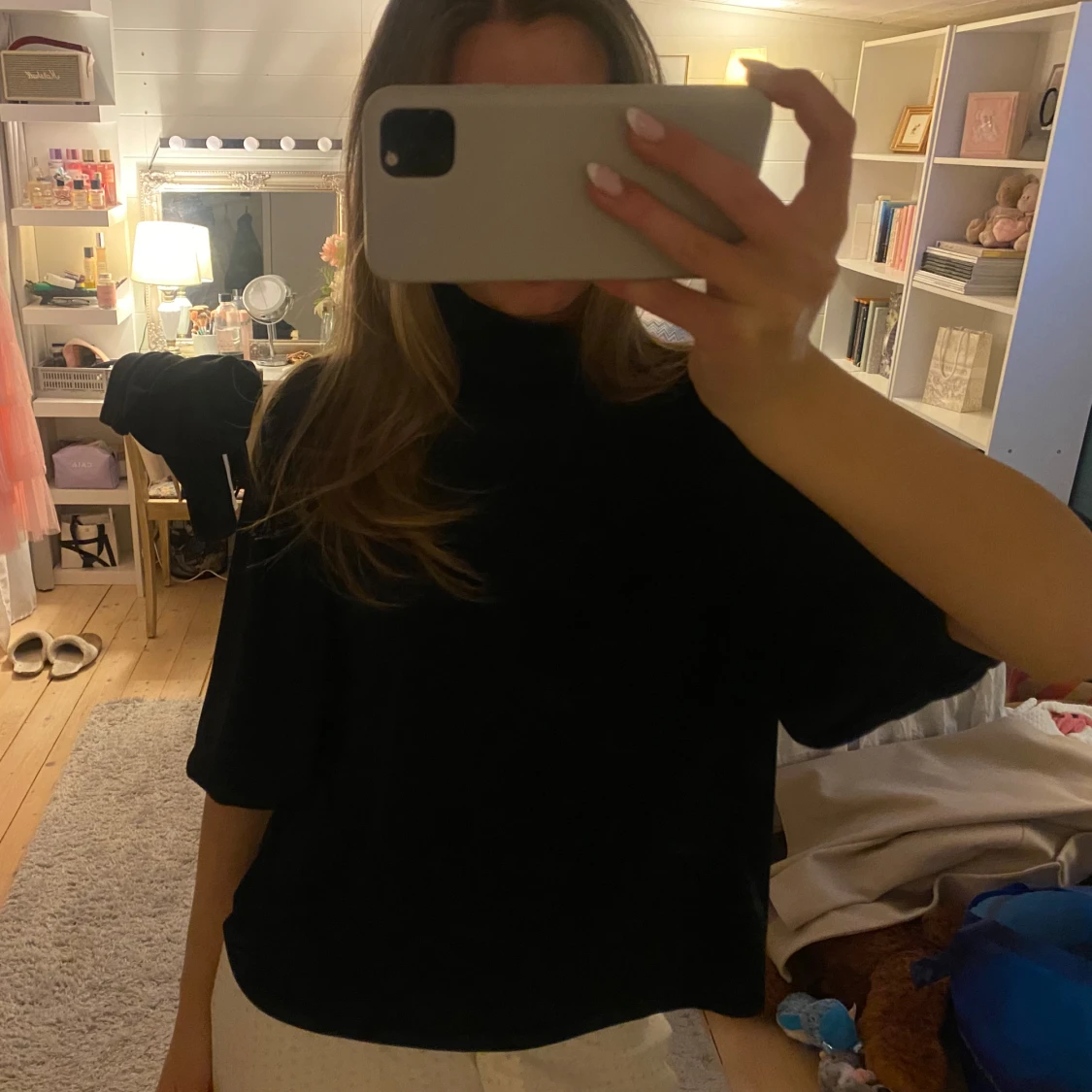 Svart tröja med trekvartsärm