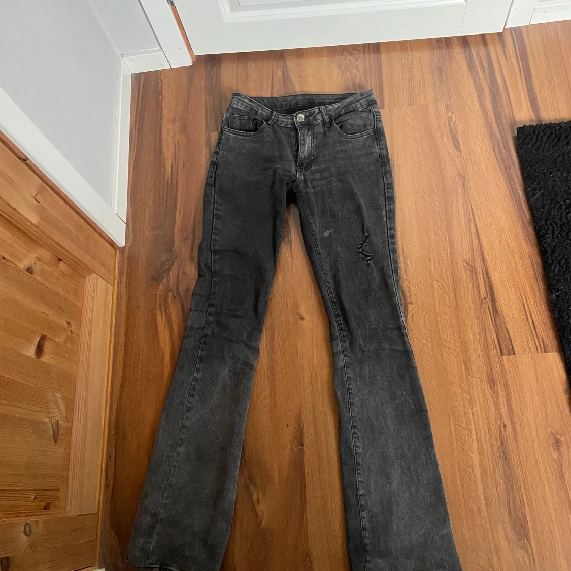 Svart/Gråa jeans
