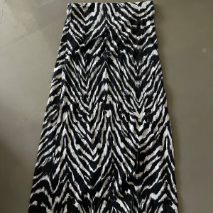 MAXI KJOL - Zebra maxi kjol i bomull. 