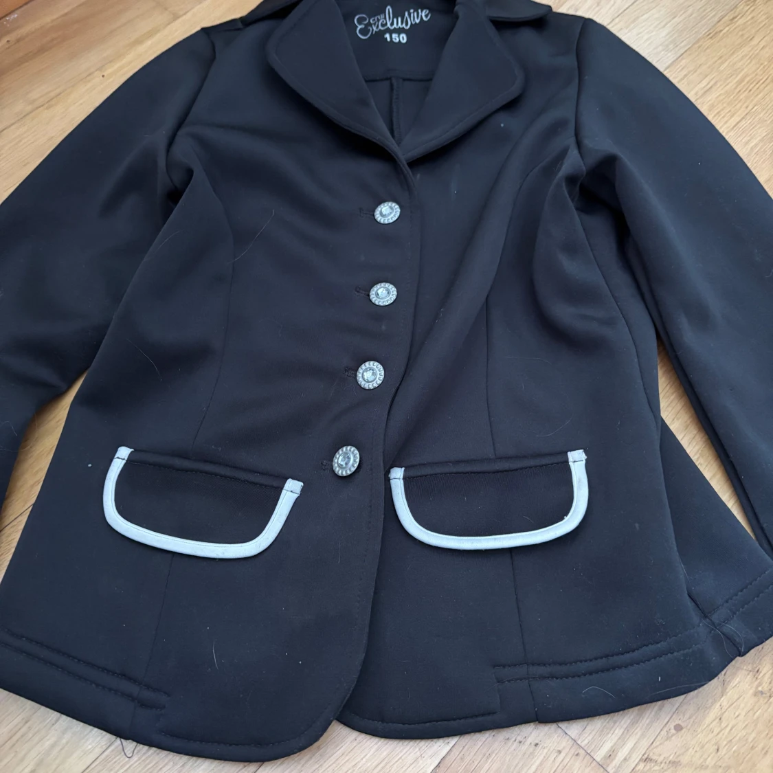 Svart kavaj från cru Exclusive - 2