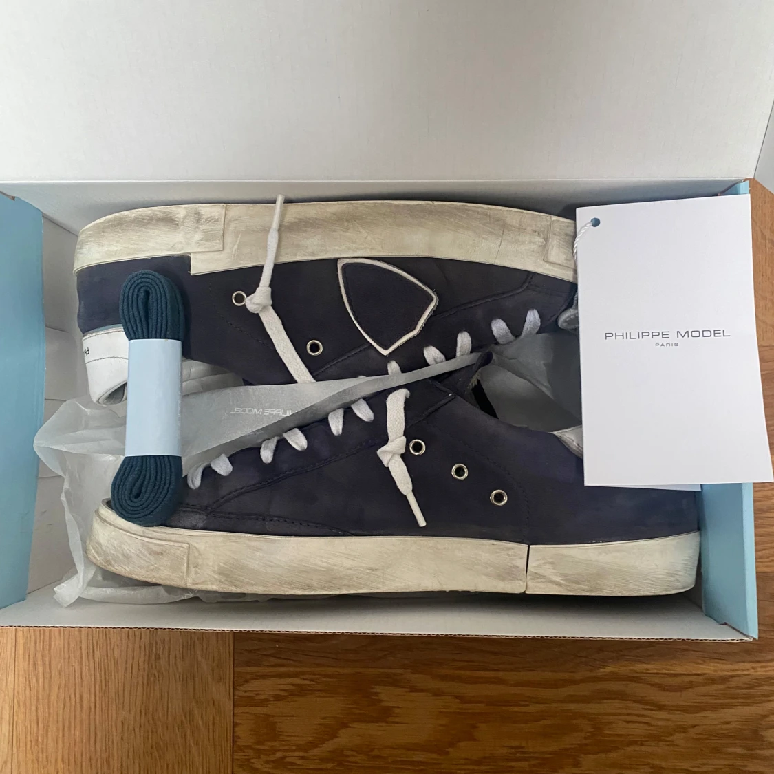 Blå sneakers från Philippe Model - 1