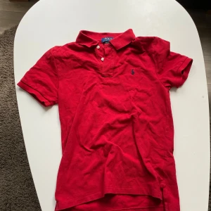 Polo Ralph lauren - Tjenare säljer en polo som inte används längre den är fin skick o ganska ny