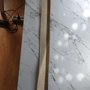 Bälte  - Ett jätte fint bälte som passar till alla klädsel. Pris går att diskutera.