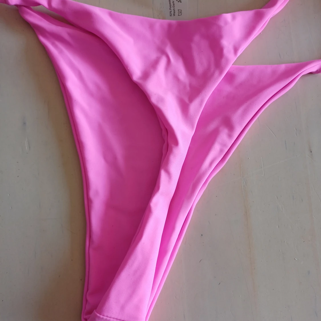 Rosa bikiniunderdel - 1