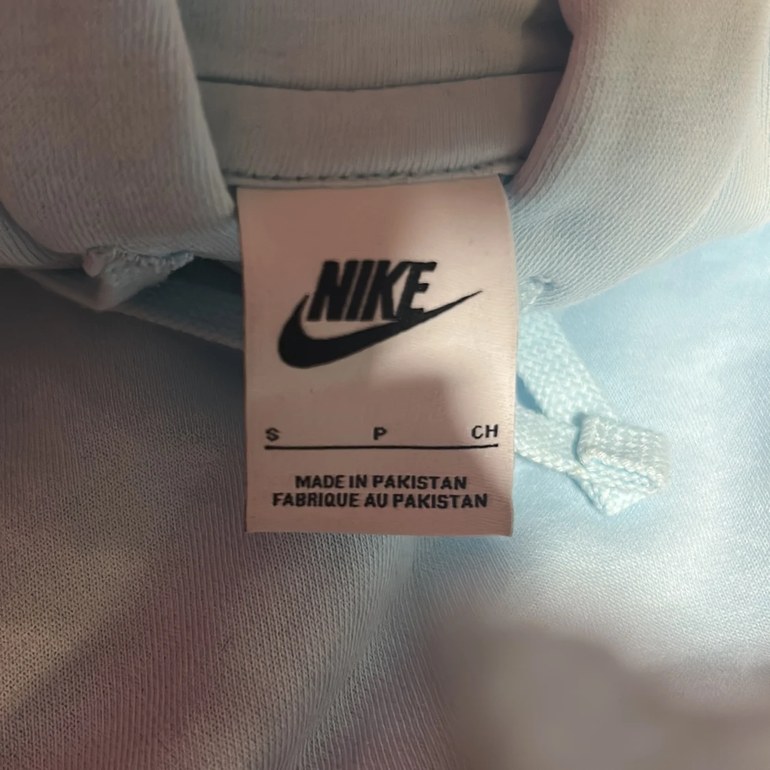 Ljusblå hoodie från Nike - 2