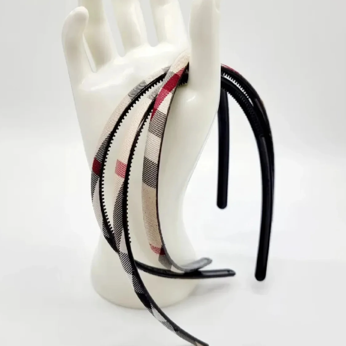 Snyggt Burberry hårband