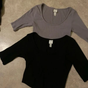 2st tröjor/ croptops - 2st Fina croptops. Använda 1 gång 