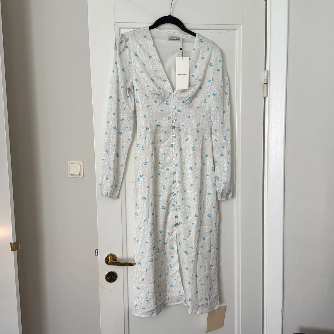 Adoore Blommig långklänning  