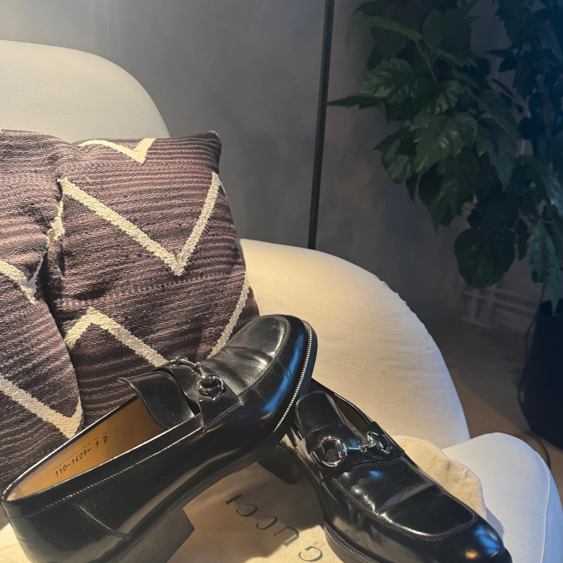 Svarta loafers från Gucci i skinn - 1