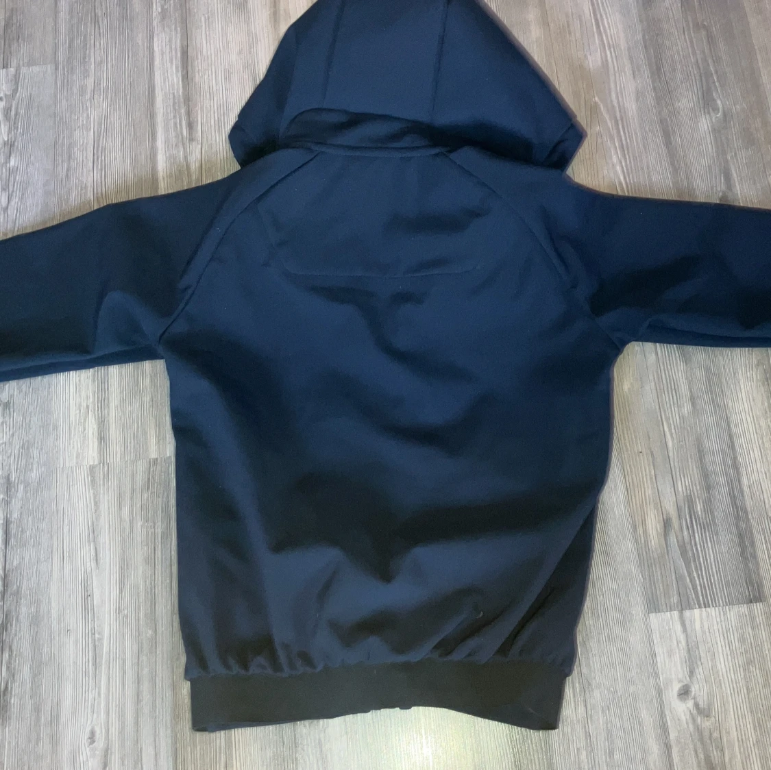 Marinblå softshelljacka från Sail Racing - 1