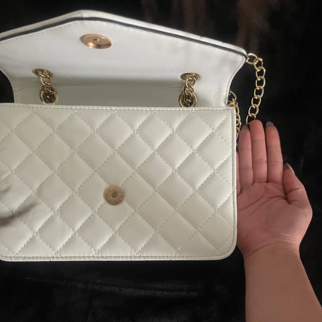 Vit quiltad axelväska från YSL - 2
