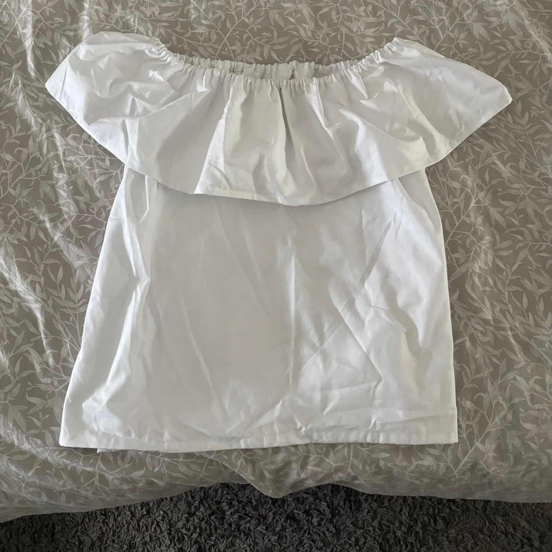 Vit offshoulder topp - 1