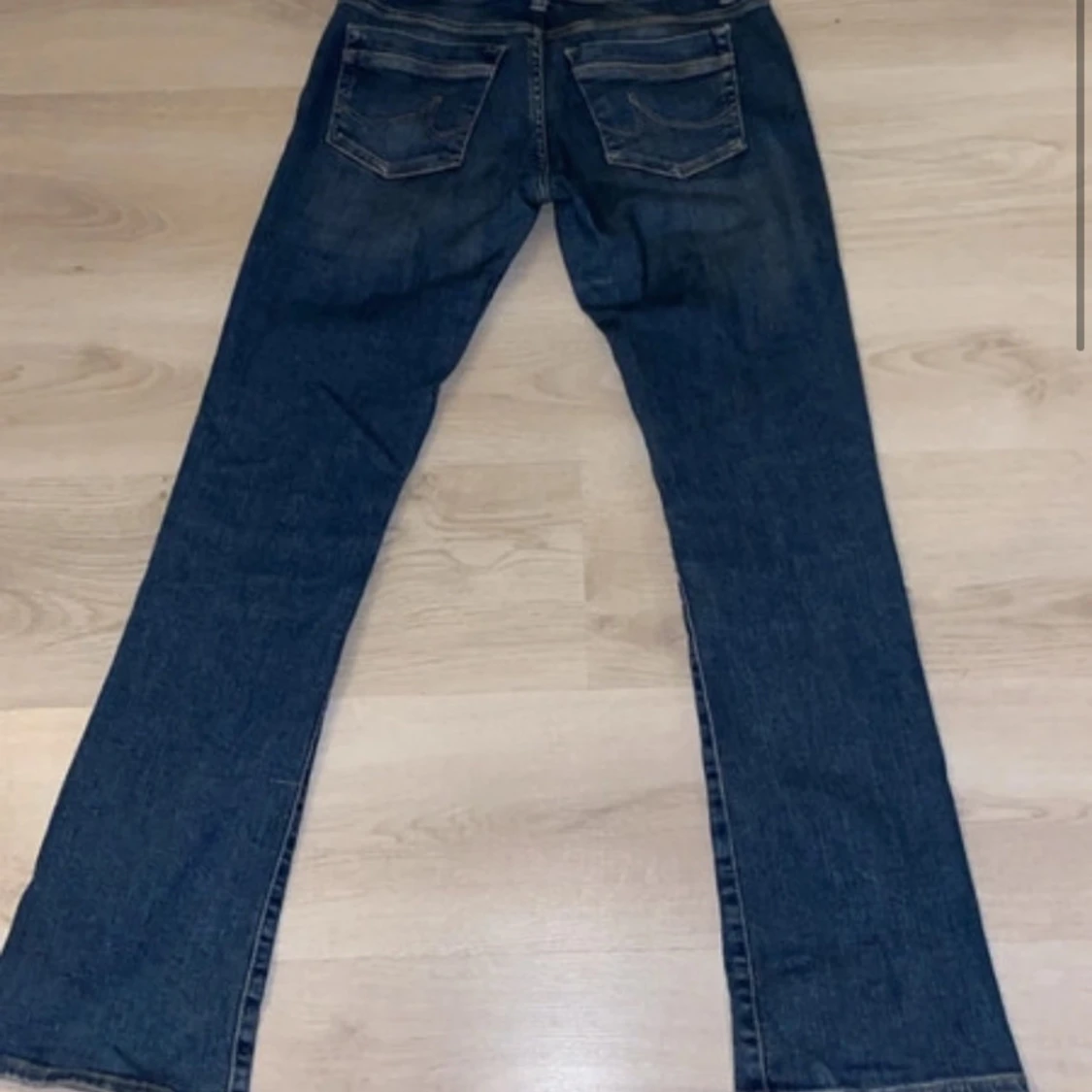 Blå low waist  bootcut jeans (LTB) - 1