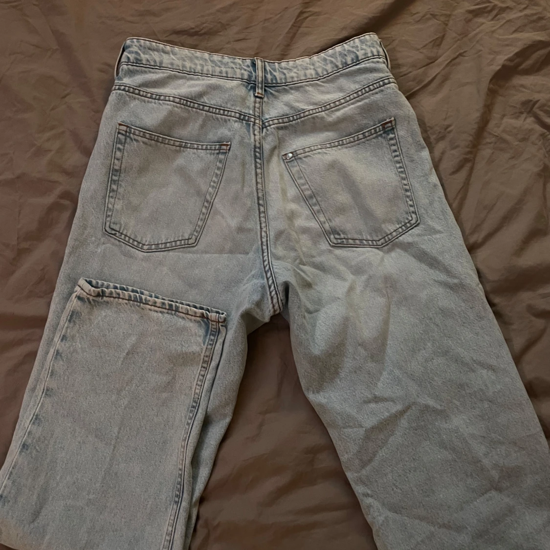Blå jeans från H&M - 1