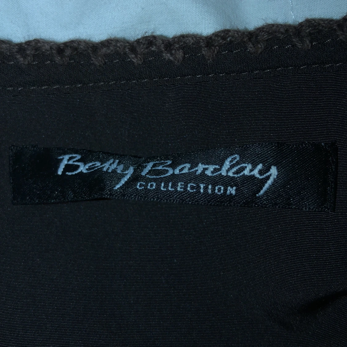 Brun blus från Betty Barclay - 2