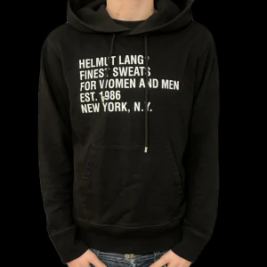 Helmut Lang Hoodie - Svart Helmut Lang hoodie i storlek L, väldigt bra skick