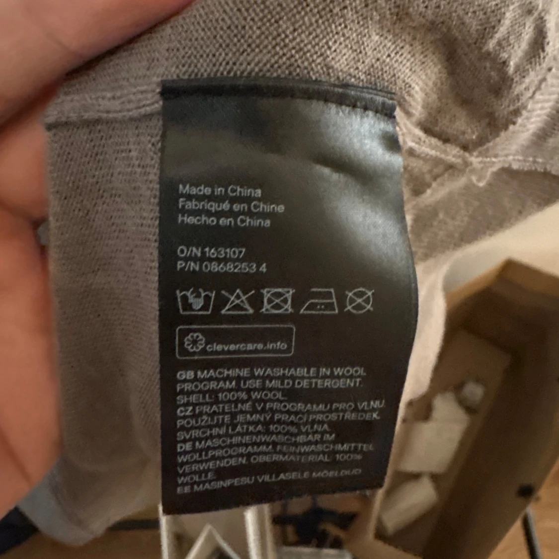 Grå/grön långärmad pikétröja från H&M - 2