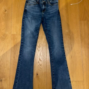 Blå bootcut jeans från LTB - Fina knabbt använda jeans från ltb säljer för att dom är för små för mig tyvärr 🧸🧸