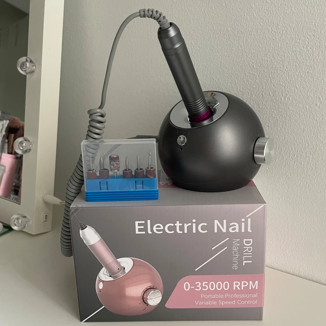 Elektrisk nagelfil+dammuppsamlare