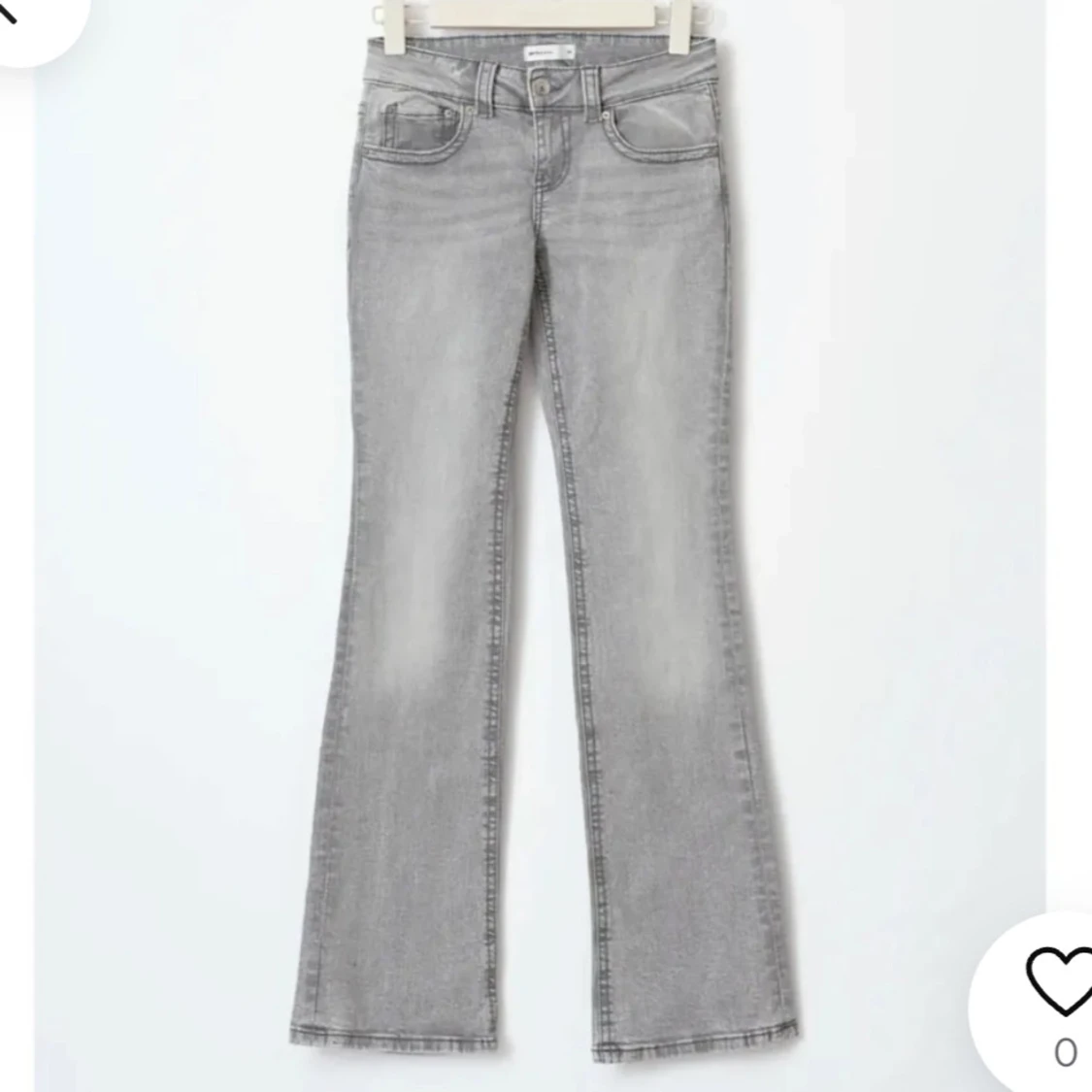 Grå bootcut jeans från Gina Tricot - 1