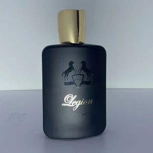 Legion Eau De Parfum 100ml Fragrance World - 100 ml, aldrig använt, Kom med bud👍