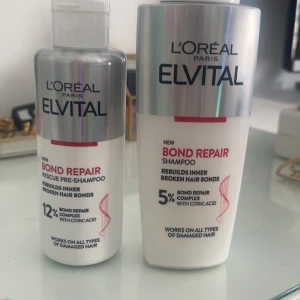 L'Oréal Paris Elvital Bond Repair Set - Säljer ett set med L'Oréal Paris Elvital Bond Repair Rescue Pre-Shampoo och Bond Repair Shampoo. Pre-shampoo innehåller 12% bond repair complex och schampot 5%, båda med citronsyra för att stärka skadat hår. Passar alla hårtyper.