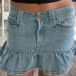 Kjol - Midjemått: 34cm rakt över 💕