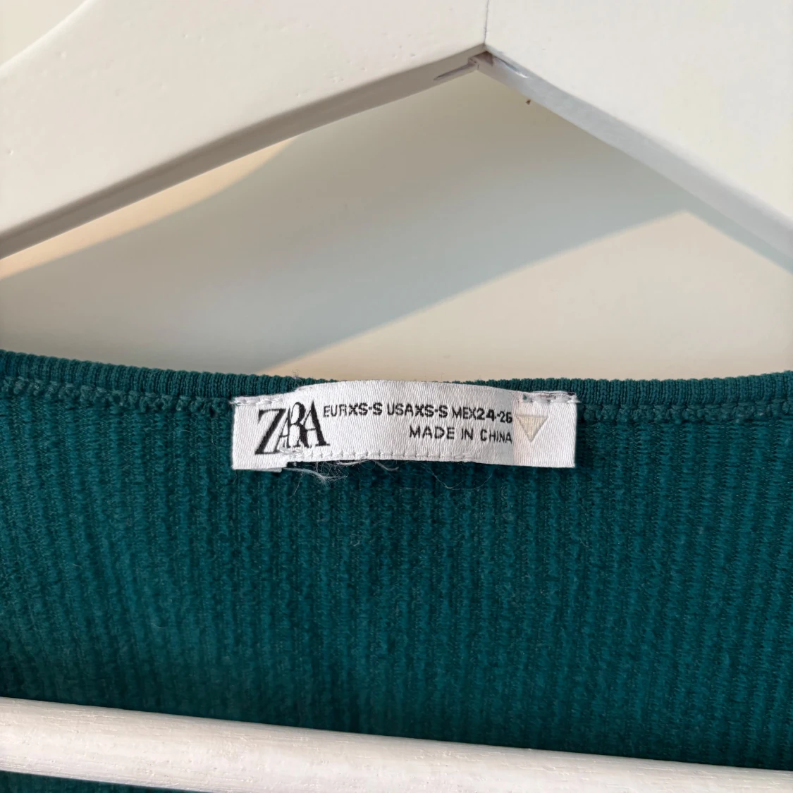 Grön ribbad topp  - 2