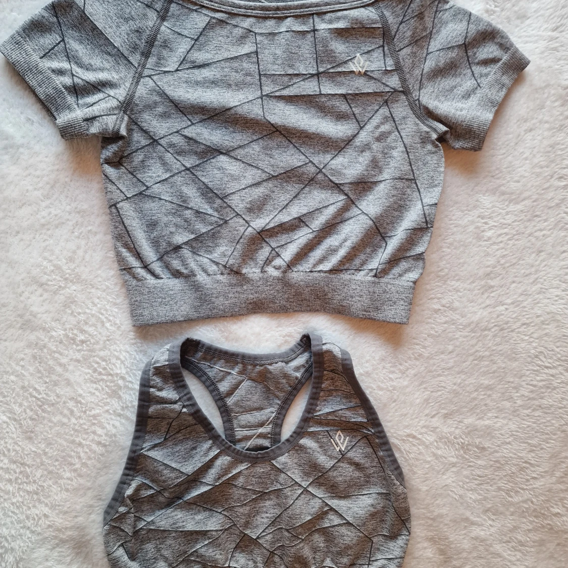 Workout Empire - Grått träningsset med geometriskt mönster - 1