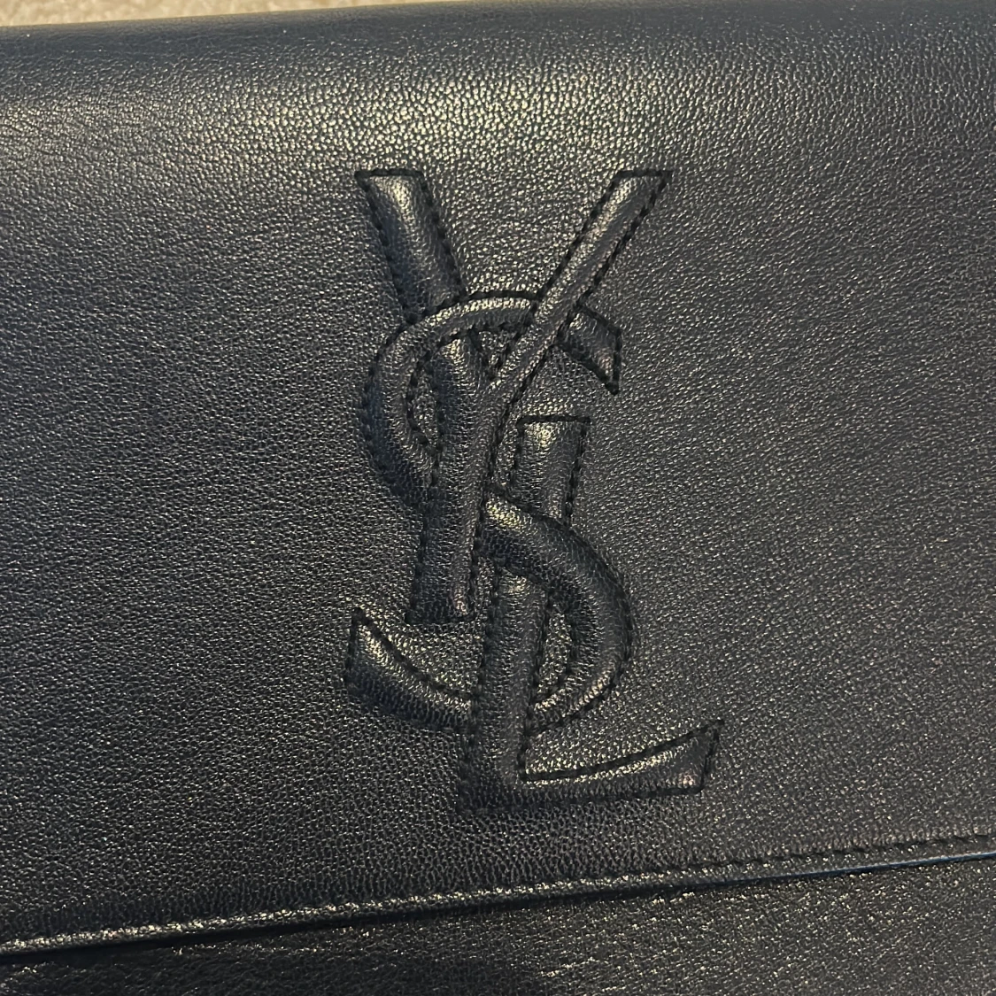 Svart clutch från YSL - 3