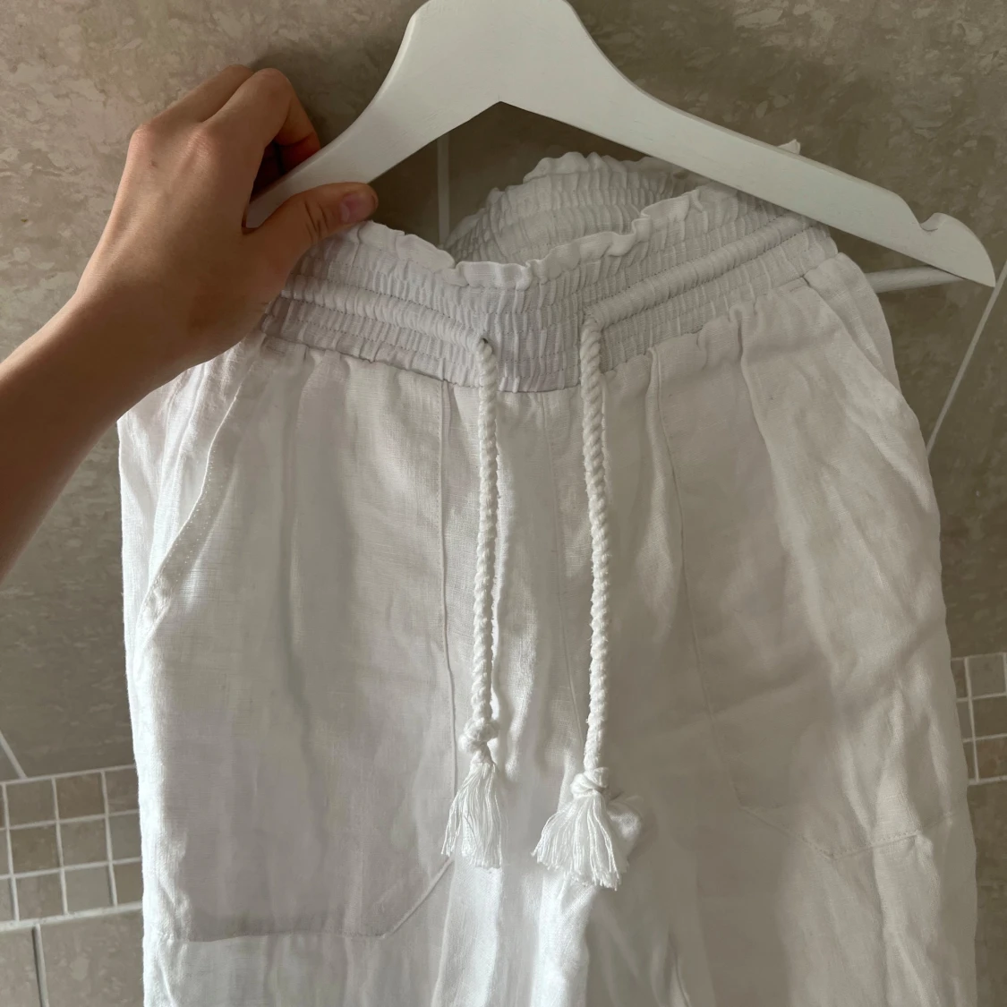 Vita linnebyxor  - 2