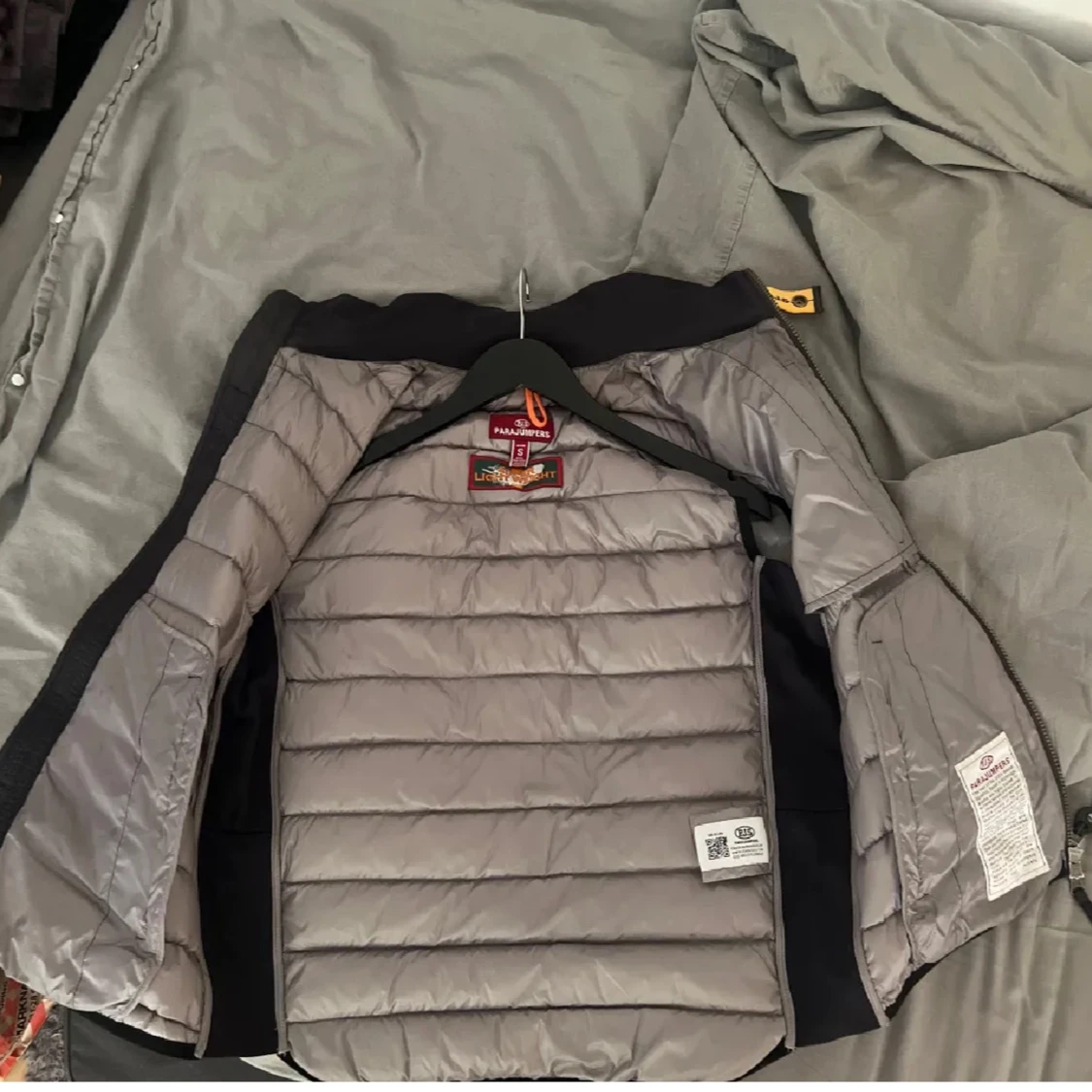 Svart dunväst från Parajumpers - 1