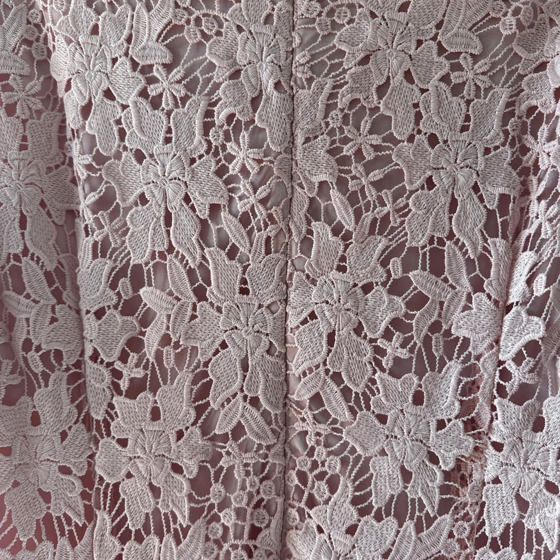 Rosa spetsklänning från STOCKH LM - 2