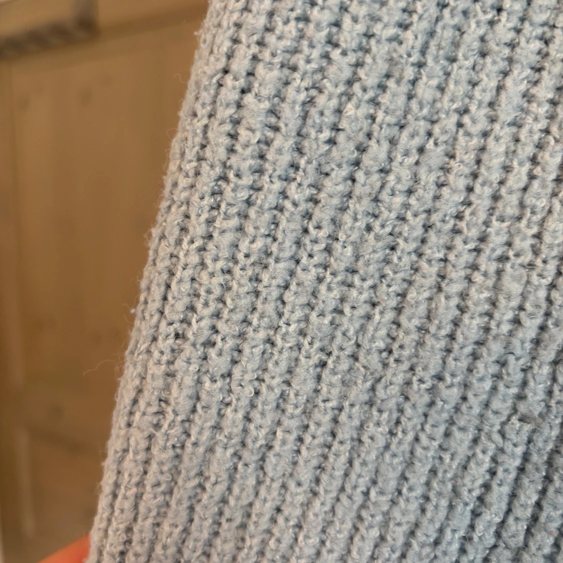 Ljusblå stickad tröja från Monki - 1