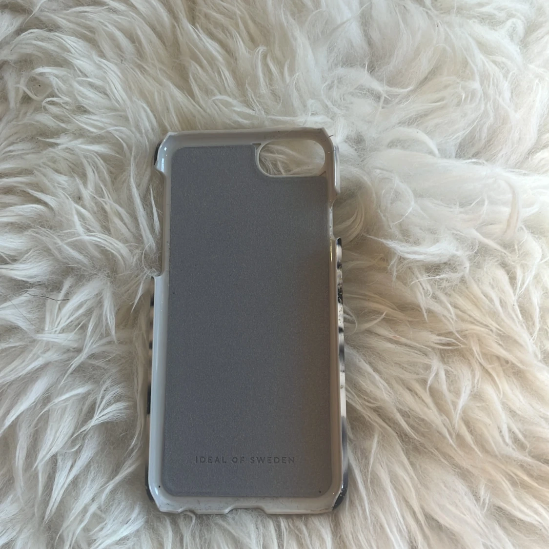 Randig mobilväska från iDeal of Sweden - 1