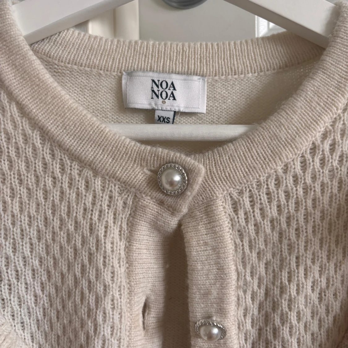Beige kofta med volang från Noa Noa - 2