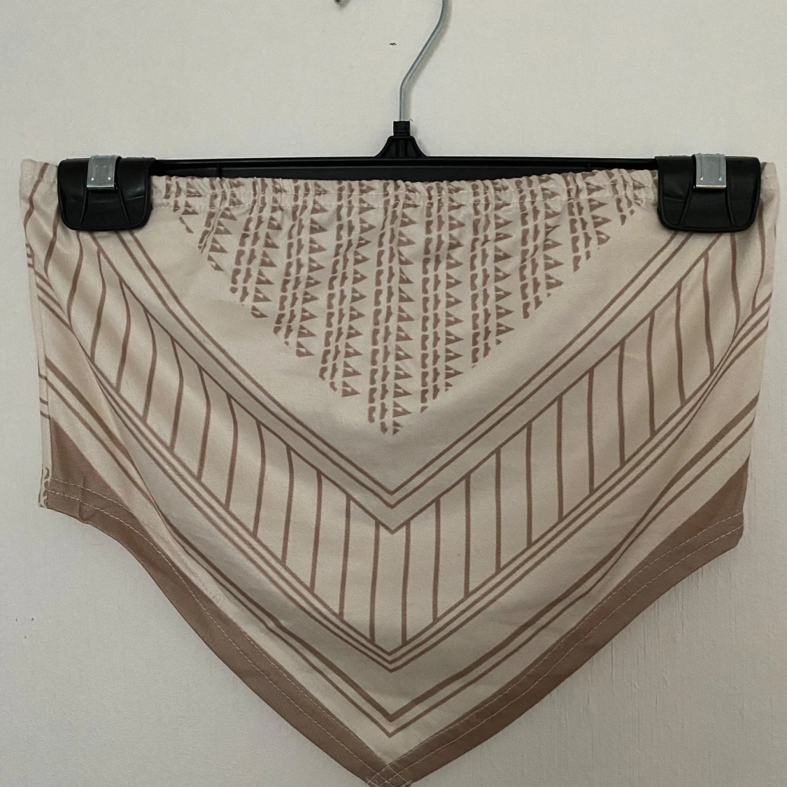 Beige mönstrad topp från SHEIN