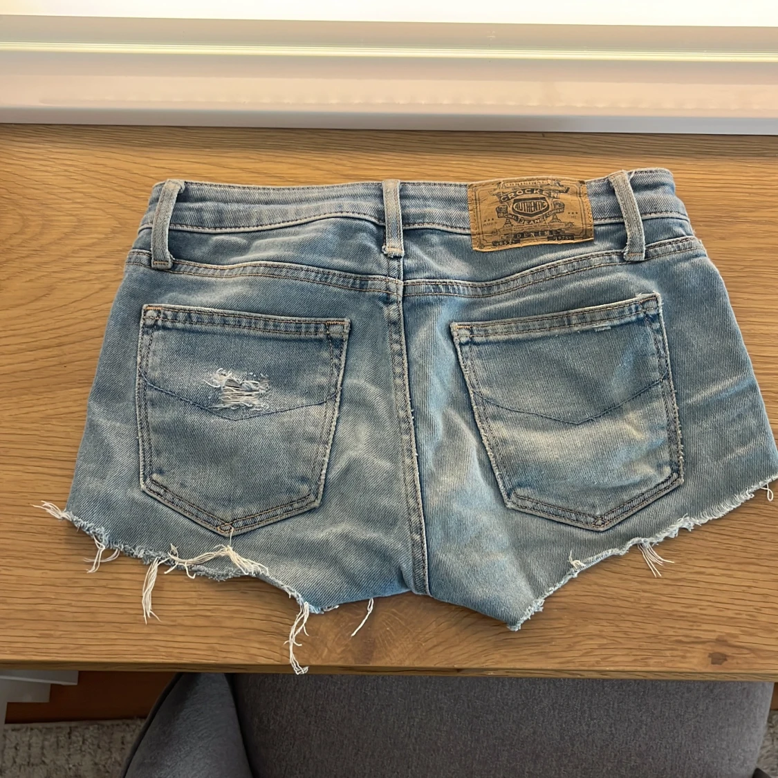 Blå jeansshorts från Crocker - 1