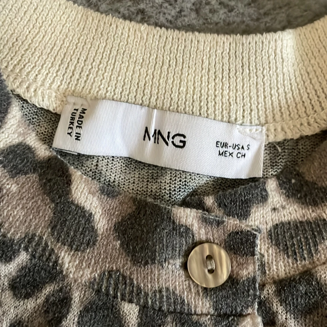 Leopardmönstrad kofta från MNG - 2