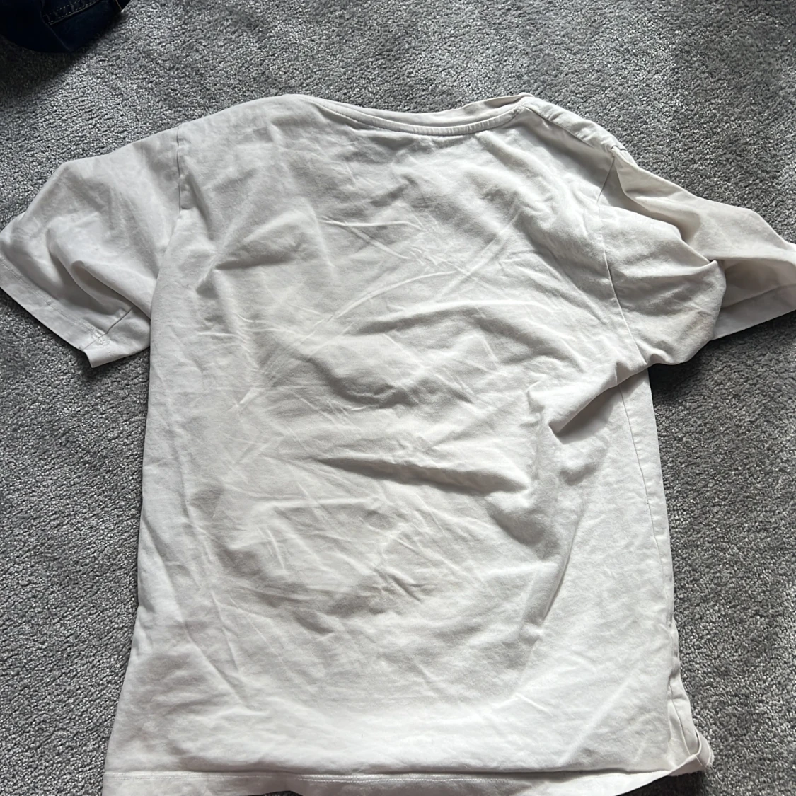 Vit t-shirt med blommigt tryck Lindex XS - 2