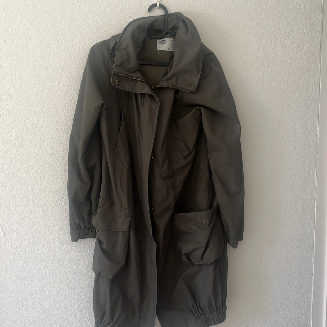 Olivgrön parkajacka från Crocker