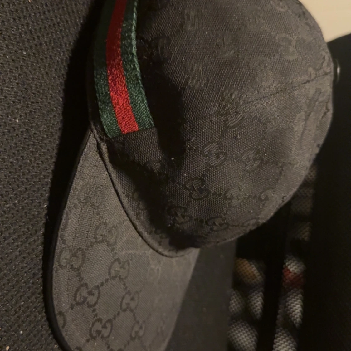 Svart keps från Gucci med monogram - 3