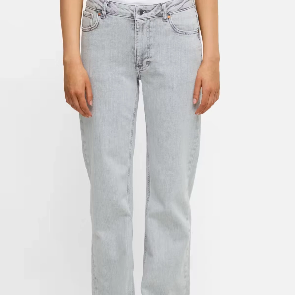 Bikbok mid wide jeans