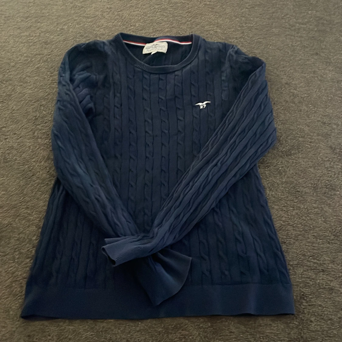 Mörkblå kabelstickad tröja från Hampton Republic st 170 - 3
