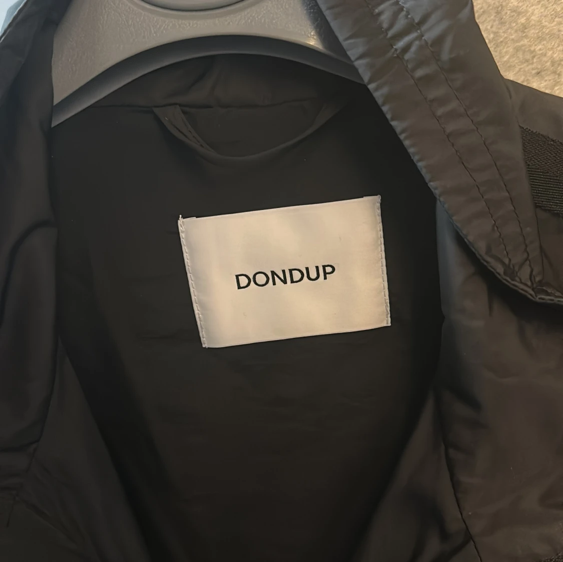 Svart vindjacka från Dondup - 1